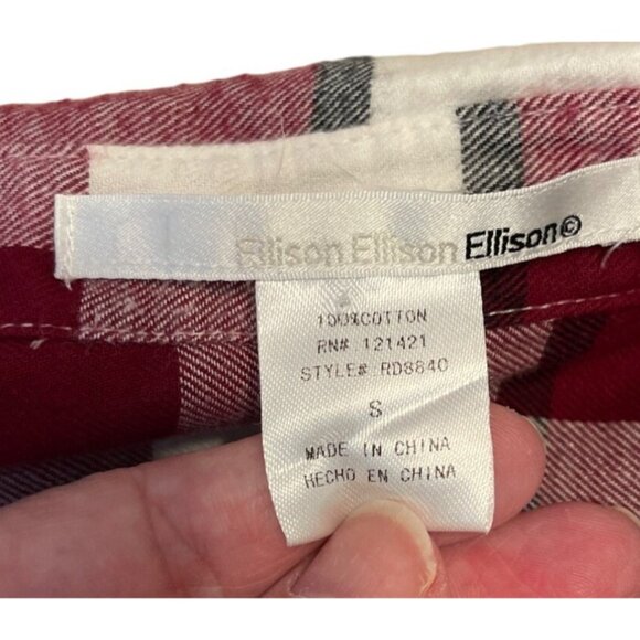 Ellison Long Sleeve Plaid Button Down Urban Outfitters Small Red White - Picture 5 of 6